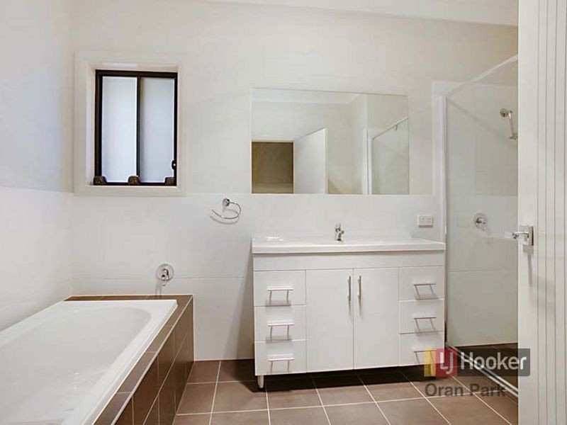 15 Richards Loop, Oran Park NSW 2570