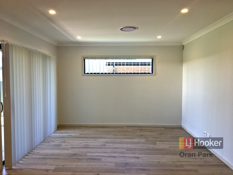 16 Weldon Street, Oran Park NSW 2570