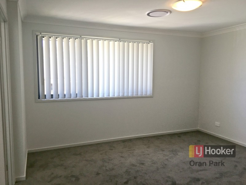 16 Weldon Street, Oran Park NSW 2570