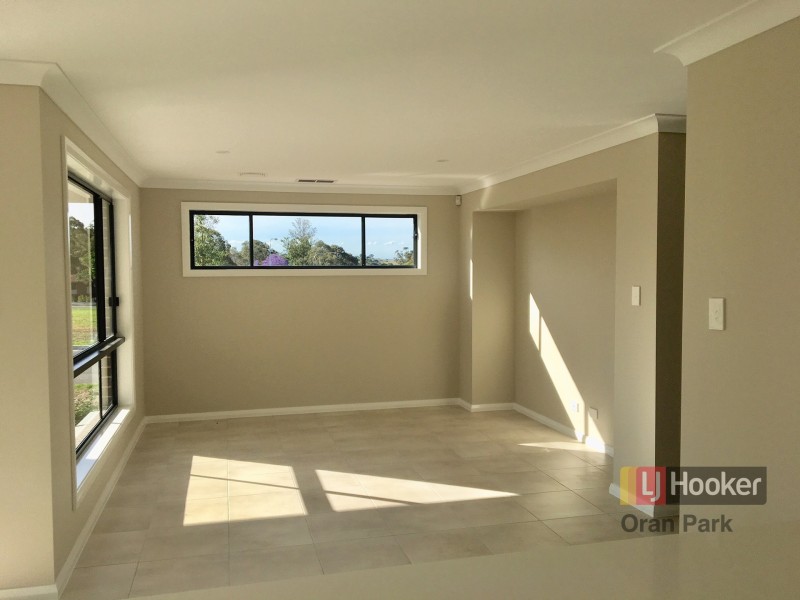 97 Arkley Avenue, Claymore NSW 2559