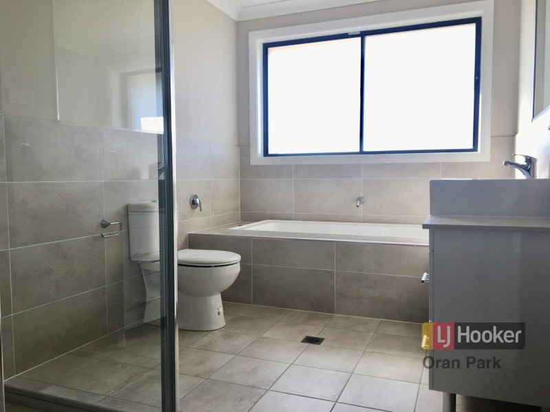 97 Arkley Avenue, Claymore NSW 2559