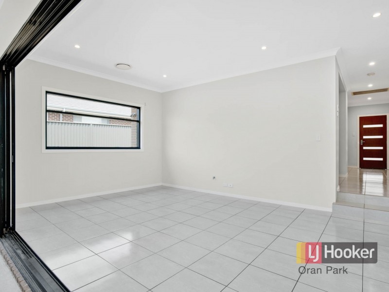 16 Forbes Street, Oran Park NSW 2570