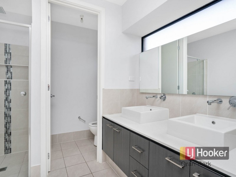 16 Forbes Street, Oran Park NSW 2570