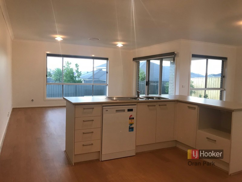 22 Moffat Street, Oran Park NSW 2570