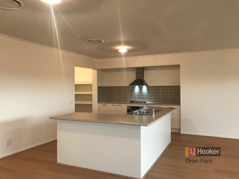 22 Moffat Street, Oran Park NSW 2570