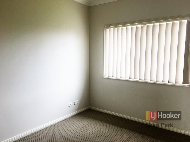 42a Geoghegan Circuit, Oran Park NSW 2570