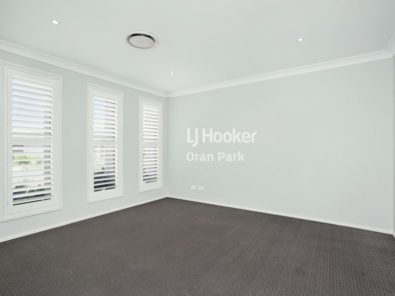 42 Atlee Street, Oran Park NSW 2570