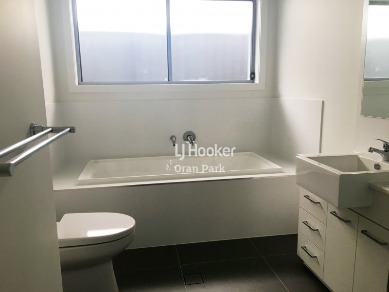 4 Sowerby Street, Oran Park NSW 2570