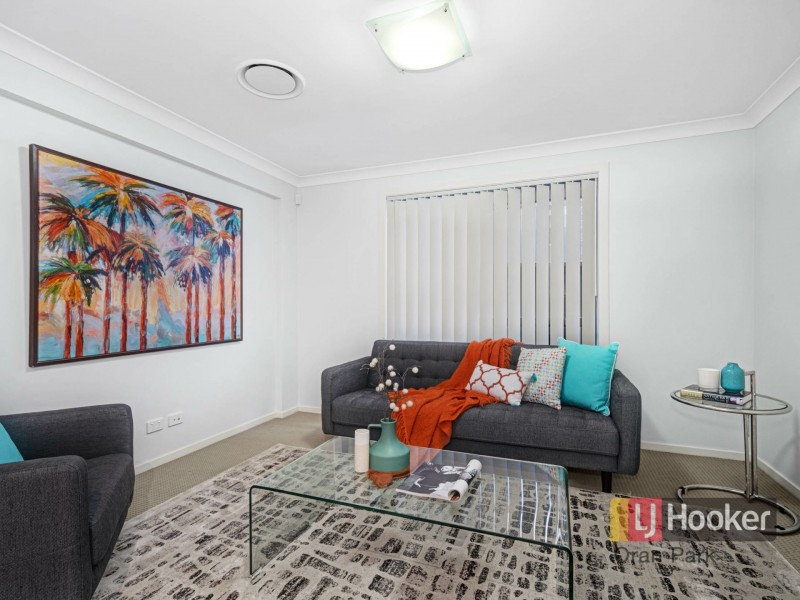 16 Geoghegan Circuit, Oran Park NSW 2570
