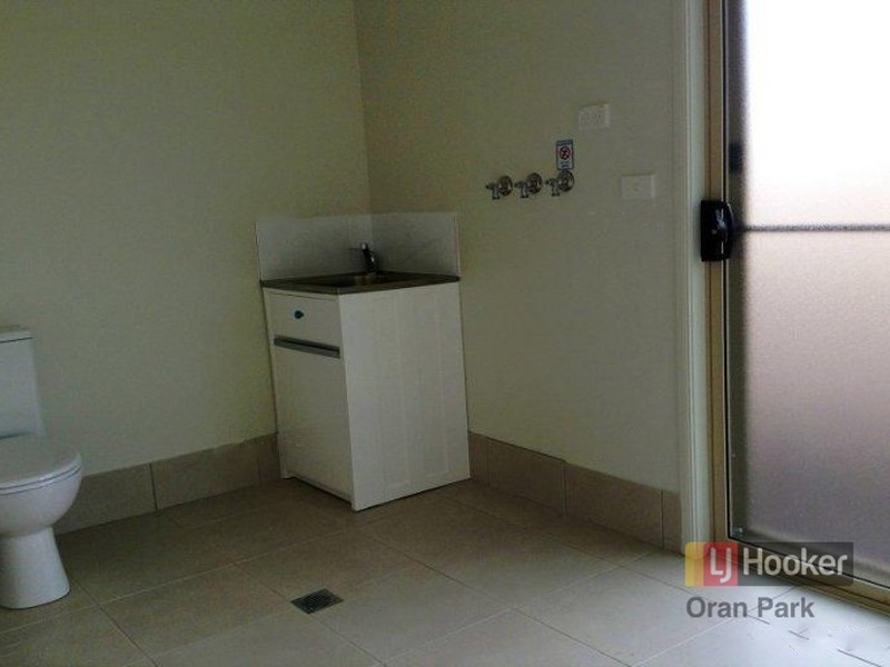 20 Leeds Street, Oran Park NSW 2570