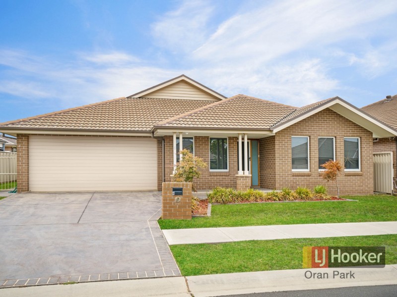 6 Felix Street, Gregory Hills NSW 2557
