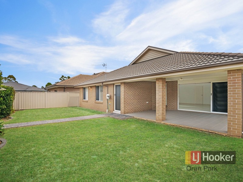 6 Felix Street, Gregory Hills NSW 2557