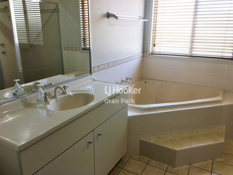 73 Sir Warwick Fairfax Drive, Harrington Park NSW 2567