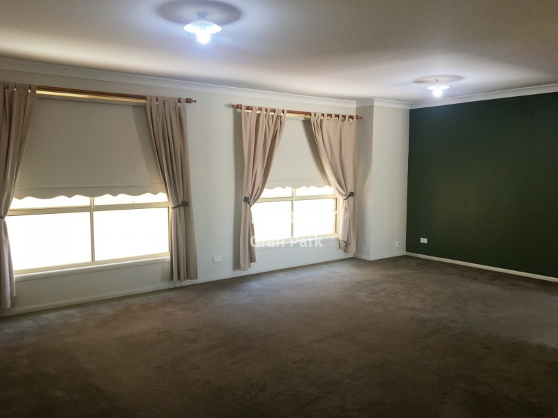 73 Sir Warwick Fairfax Drive, Harrington Park NSW 2567