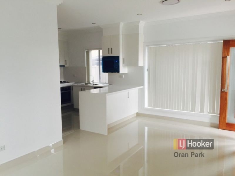 65b Richards Loop, Oran Park NSW 2570