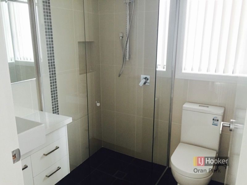 65b Richards Loop, Oran Park NSW 2570
