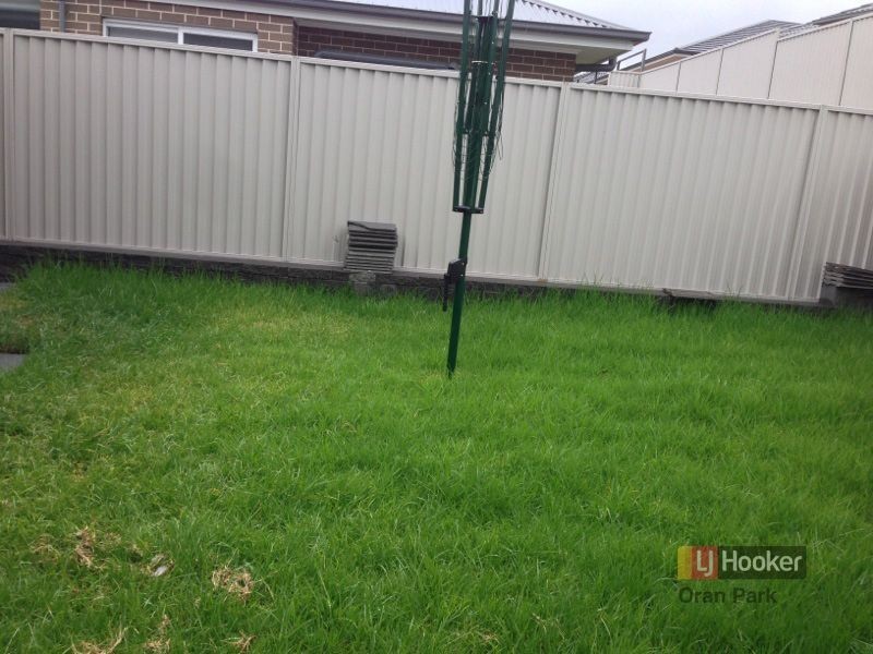 65b Richards Loop, Oran Park NSW 2570