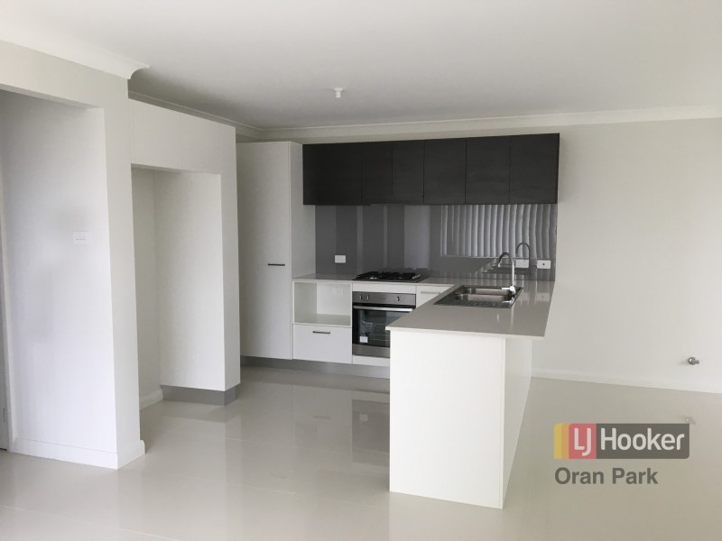 29 Rawlings Street, Oran Park NSW 2570