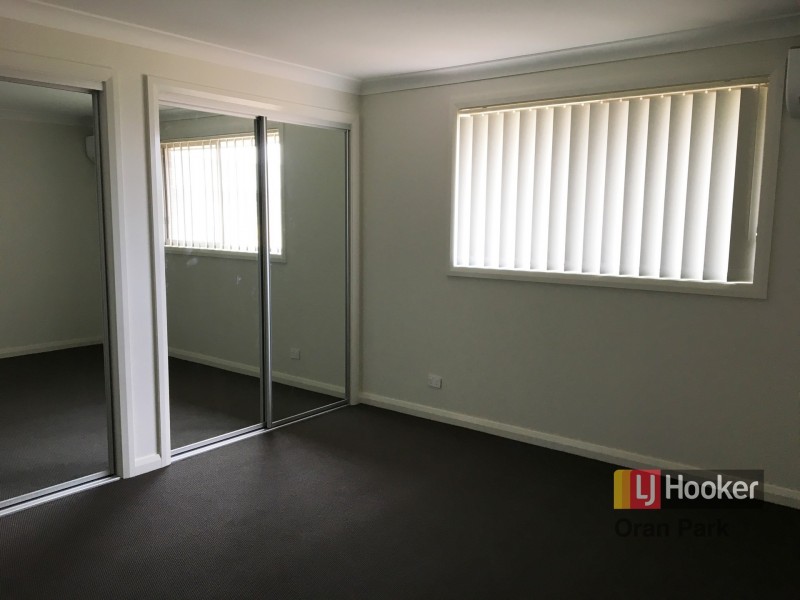 27 Rawlings Street, Oran Park NSW 2570