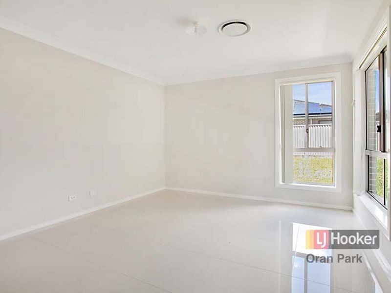 5a Holden Drive, Oran Park NSW 2570