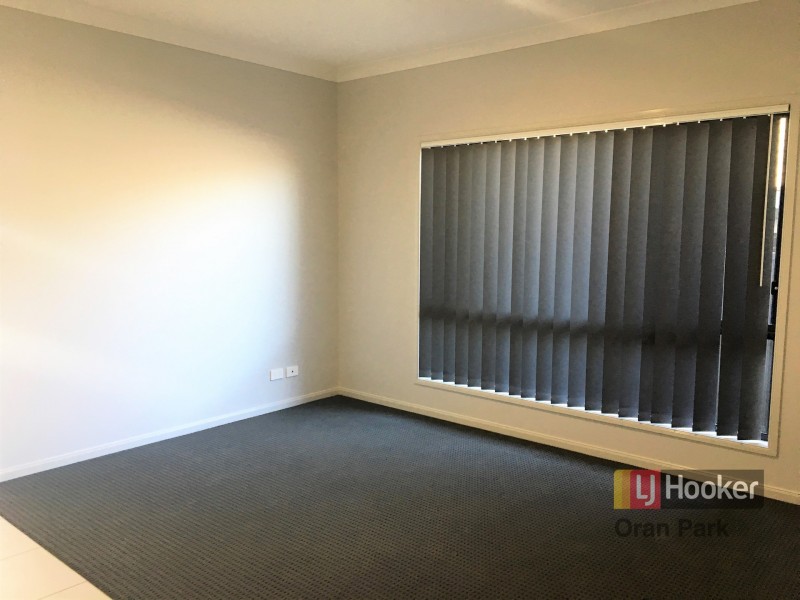 32 Bilson Road, Spring Farm NSW 2570