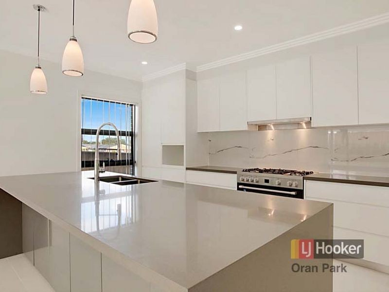 42 Longhurst Street, Oran Park NSW 2570