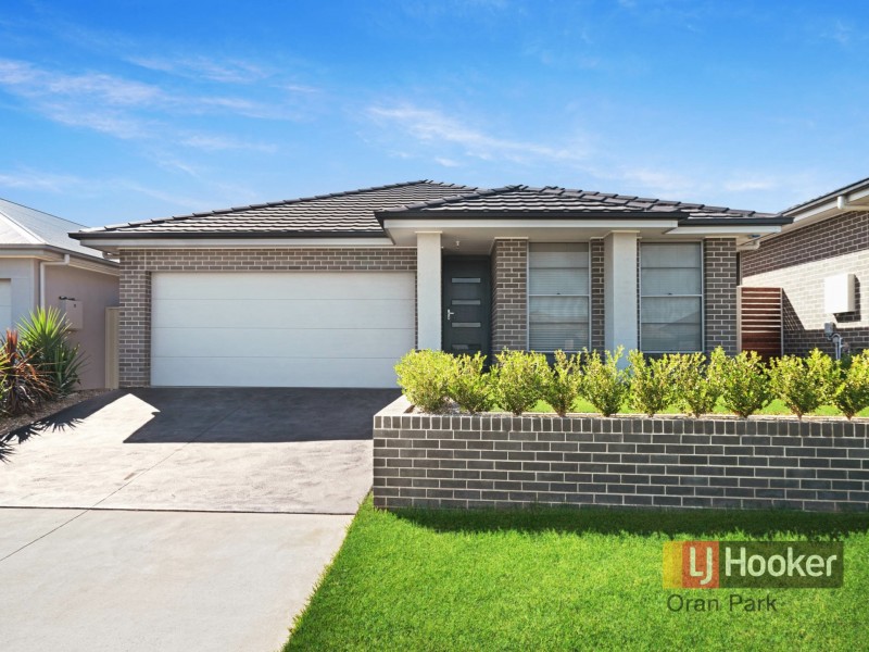 22 Longhurst Street, Oran Park NSW 2570