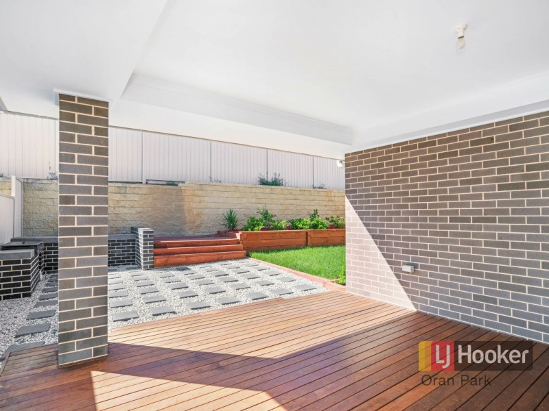 22 Longhurst Street, Oran Park NSW 2570