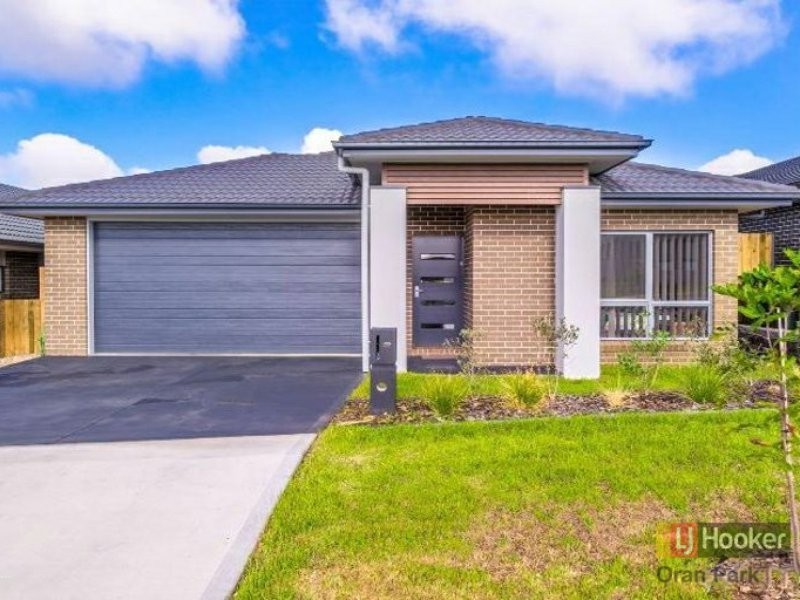 42 Lowndes Drive, Oran Park NSW 2570