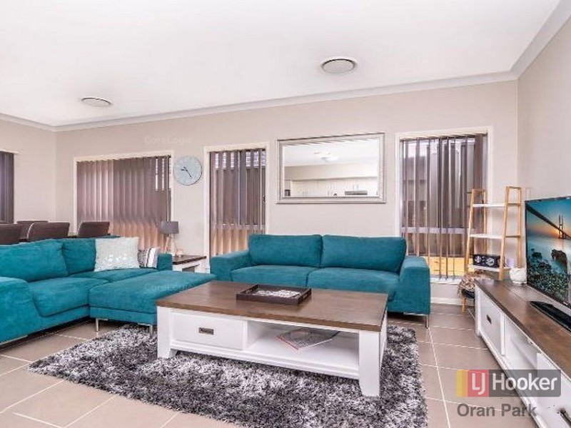 42 Lowndes Drive, Oran Park NSW 2570