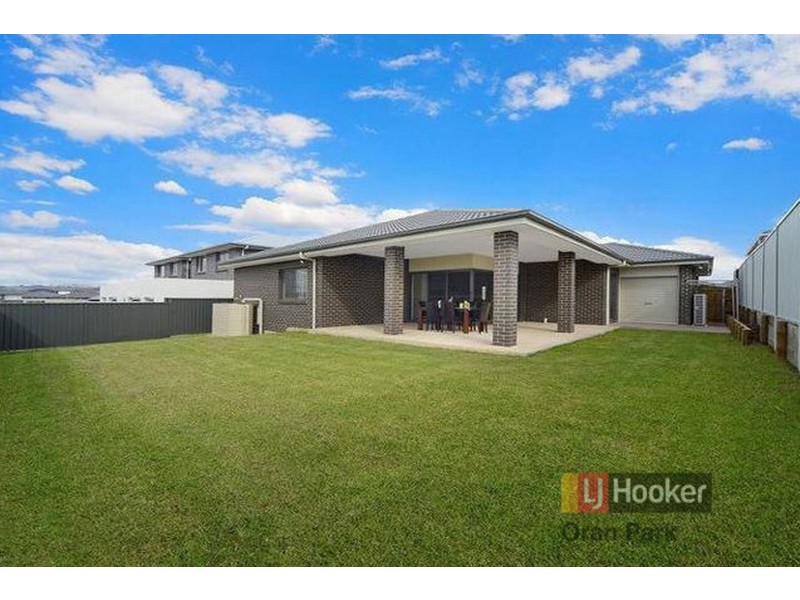24 Geoghegan Circuit, Oran Park NSW 2570