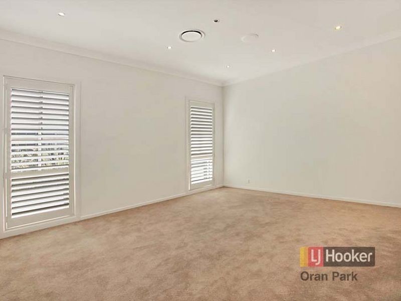 27 Moffat Street, Oran Park NSW 2570