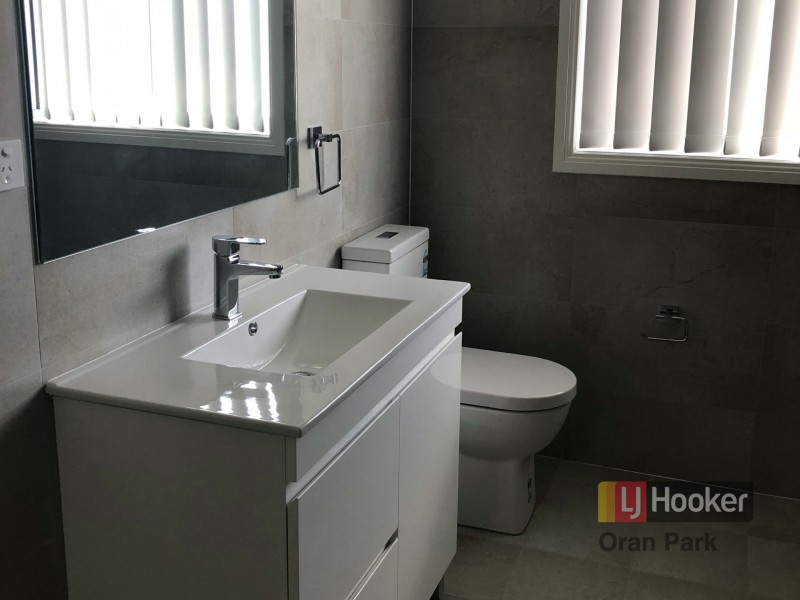10 Hinton Loop, Oran Park NSW 2570