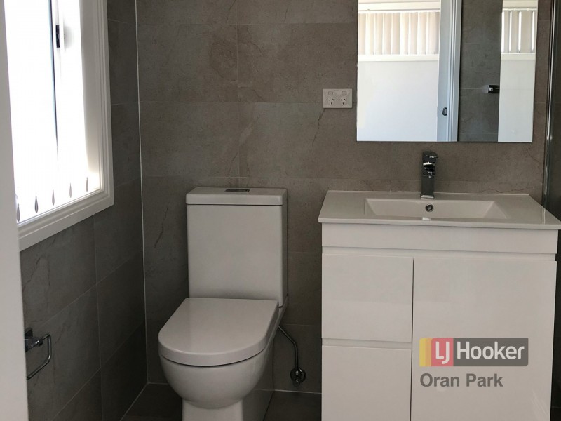 10 Hinton Loop, Oran Park NSW 2570