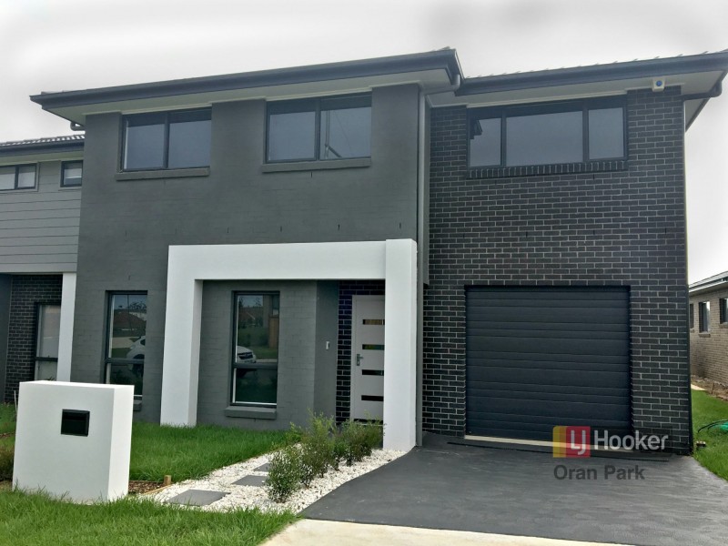 1 Holdsworth Street, Oran Park NSW 2570