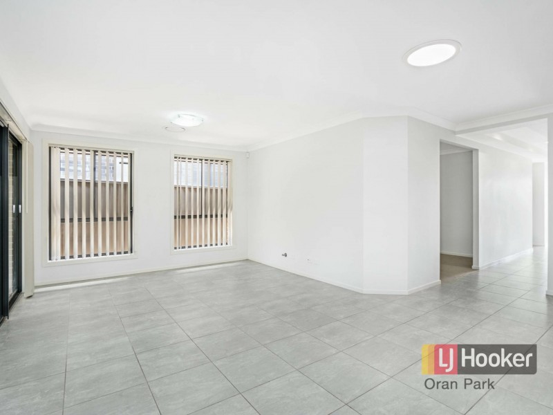 16 Geoghegan Circuit, Oran Park NSW 2570