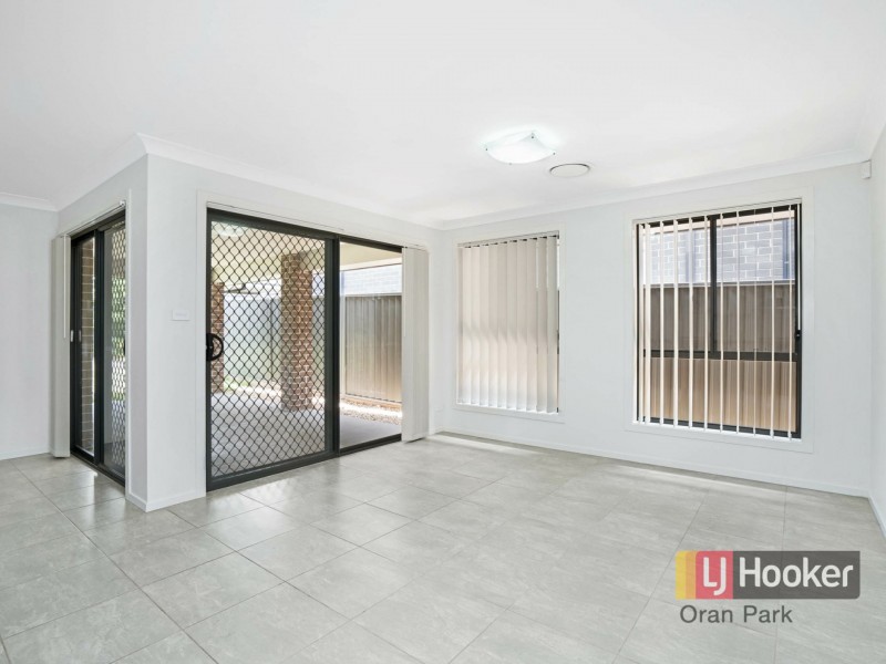 16 Geoghegan Circuit, Oran Park NSW 2570