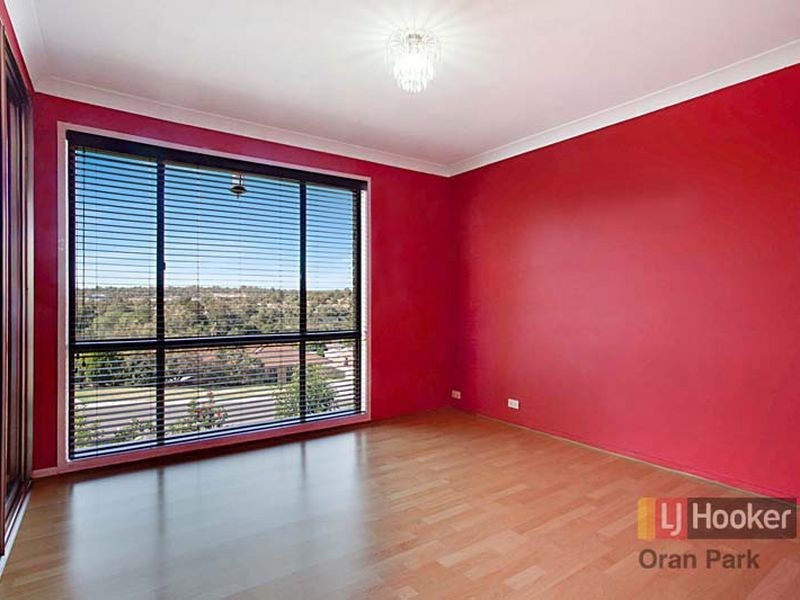 15 Chalcedony Street, Eagle Vale NSW 2558