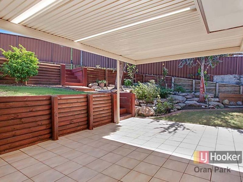 15 Chalcedony Street, Eagle Vale NSW 2558