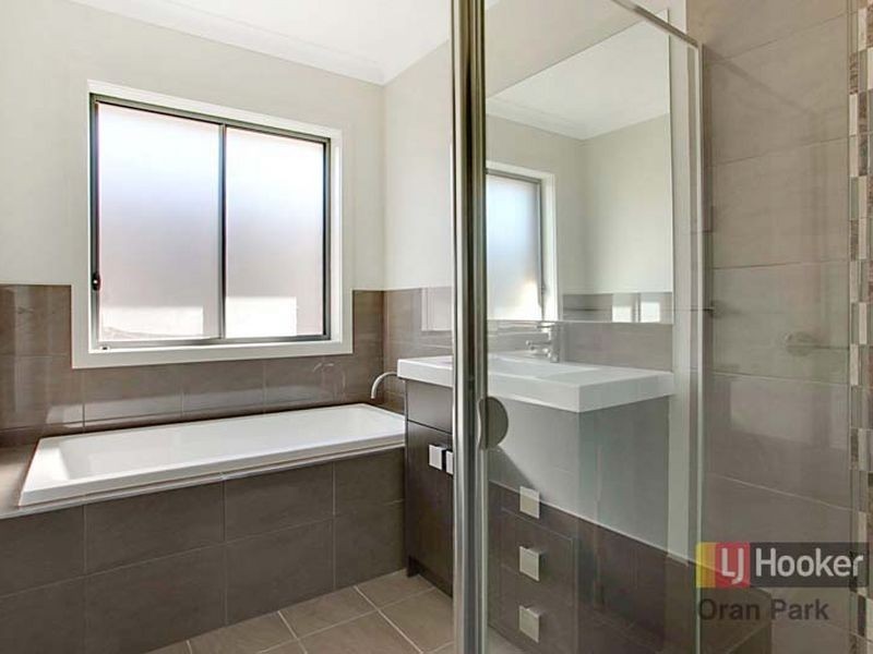 27 Tess Cct, Oran Park NSW 2570