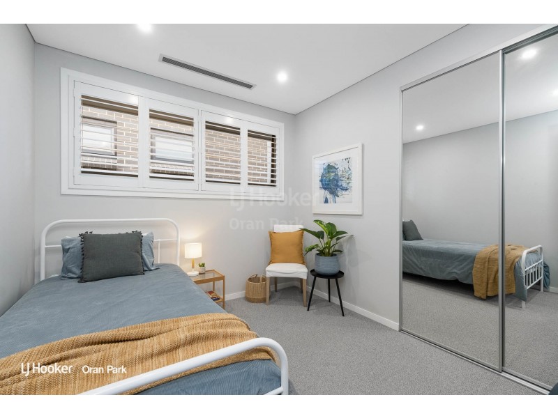 6 Forbes Street, Oran Park NSW 2570