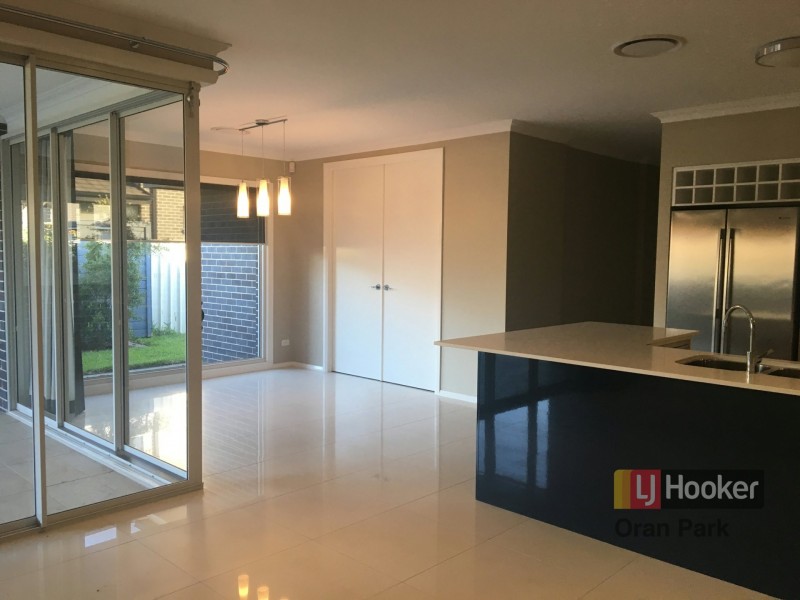 53 Agostini Circuit, Oran Park NSW 2570