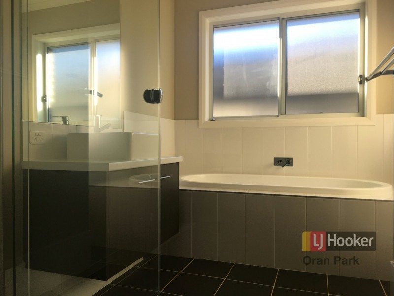 53 Agostini Circuit, Oran Park NSW 2570