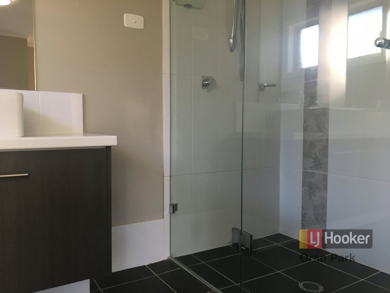 53 Agostini Circuit, Oran Park NSW 2570