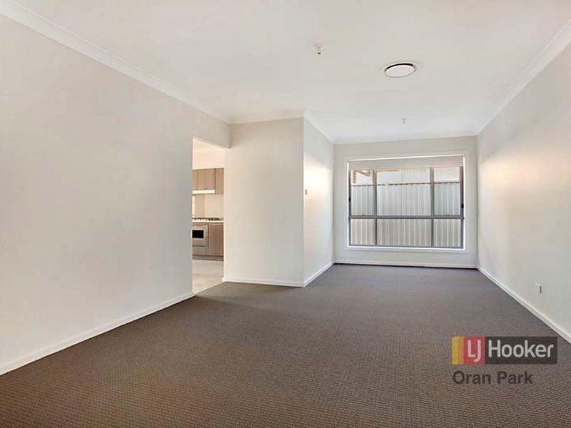 11 Thorpe Circuit, Oran Park NSW 2570
