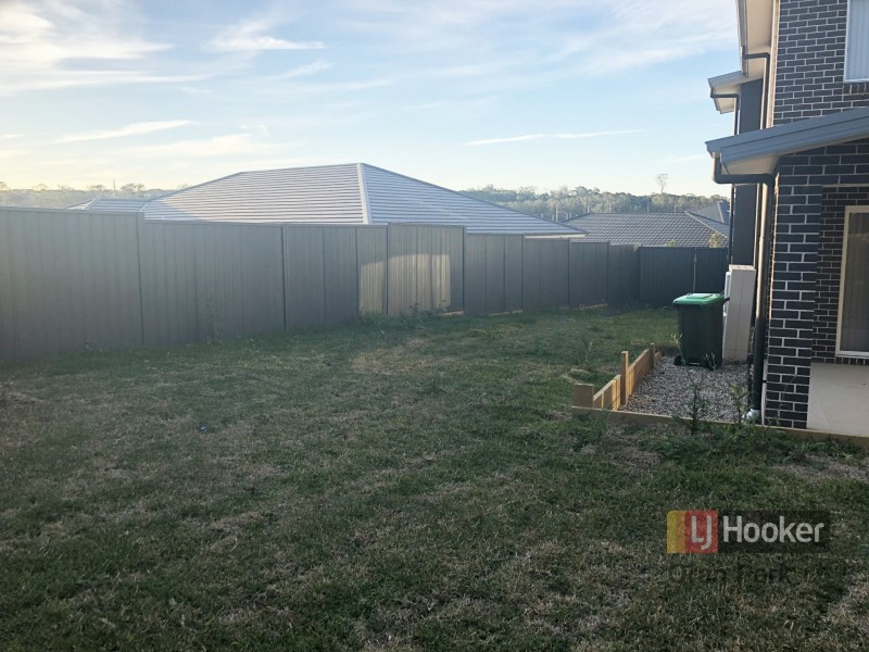 4 McCormack Street, Oran Park NSW 2570