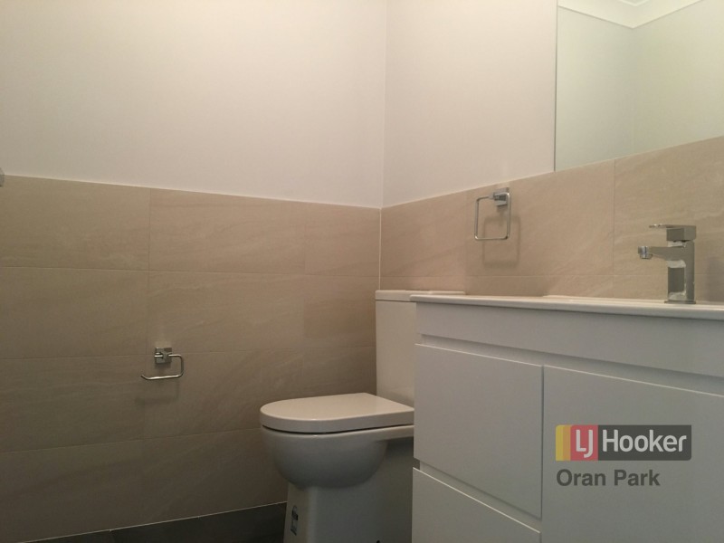 13 Hinton Loop, Oran Park NSW 2570