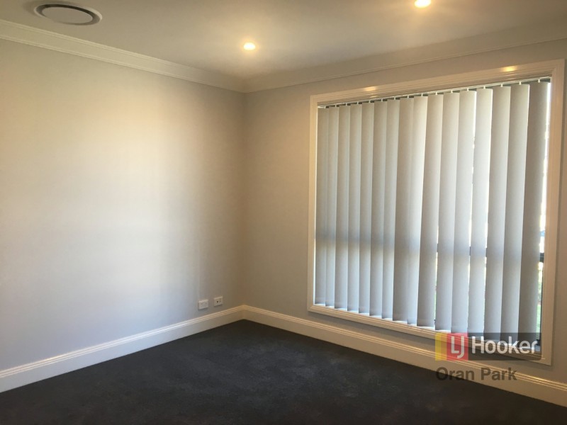 13 Hinton Loop, Oran Park NSW 2570
