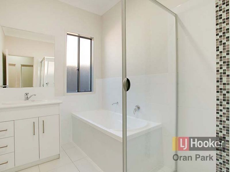 40 Skaife Street, Oran Park NSW 2570