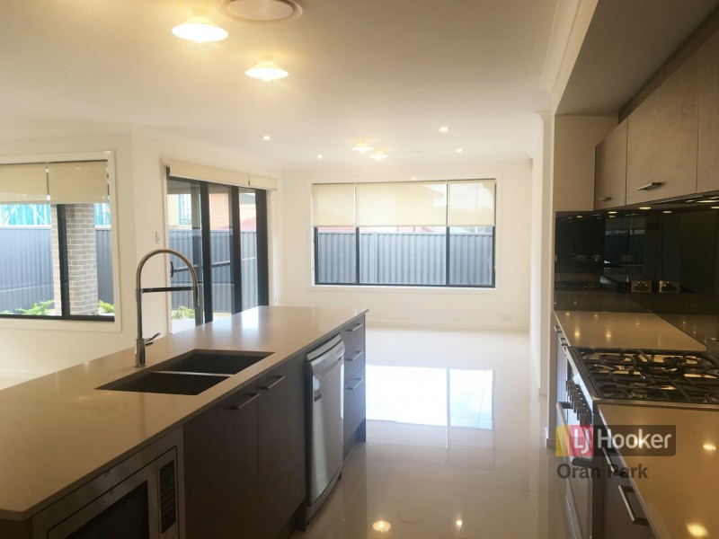11 Hinton Loop, Oran Park NSW 2570